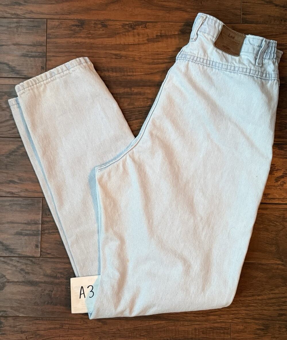 Vintage 80s 90s Lee White Denim Jeans High Rise Elastic Waist Tapered Mom 30x33
